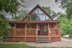 The Moonshine Cabin Hot Tub, 3 Mi to Dollywood